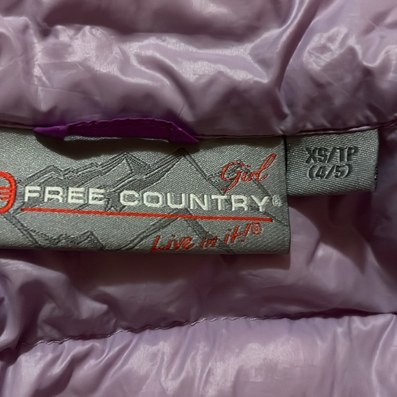 Puffer vest, purple free country brand size 4/5 kids - Picture 5 of 6